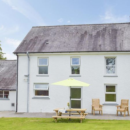 Typicca Farmhouse Brechfa Bagian luar foto